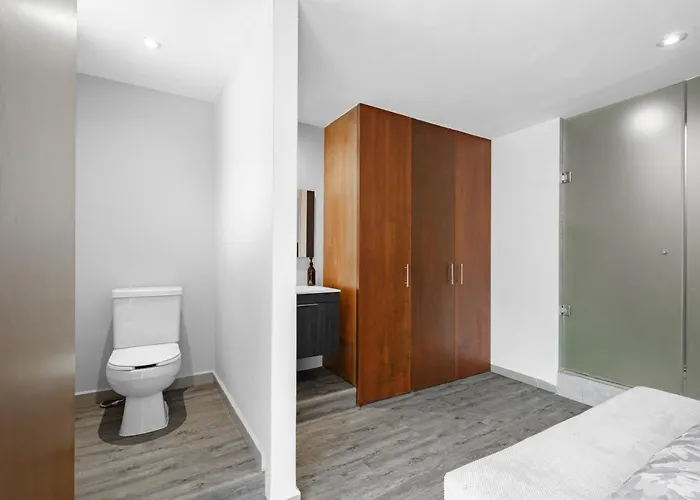 Urban Getaway, Trendy Polanco, Office *